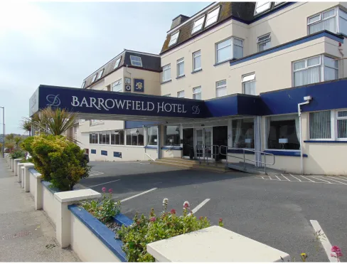 Barrowfield Newquay, exterior