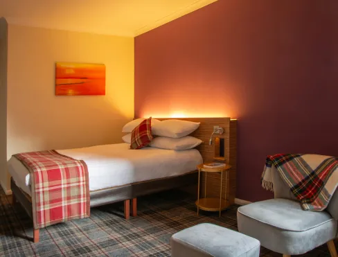 Britannia Edinburgh - Single