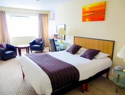 Waterside Inn hotel Front