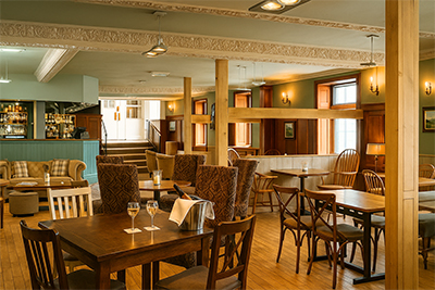 Caledonian Thistle Hotel Dreadnought Bar