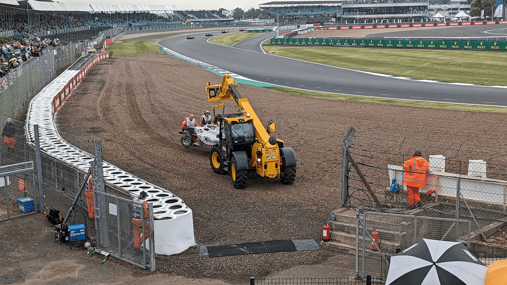 F1 trackside crash image